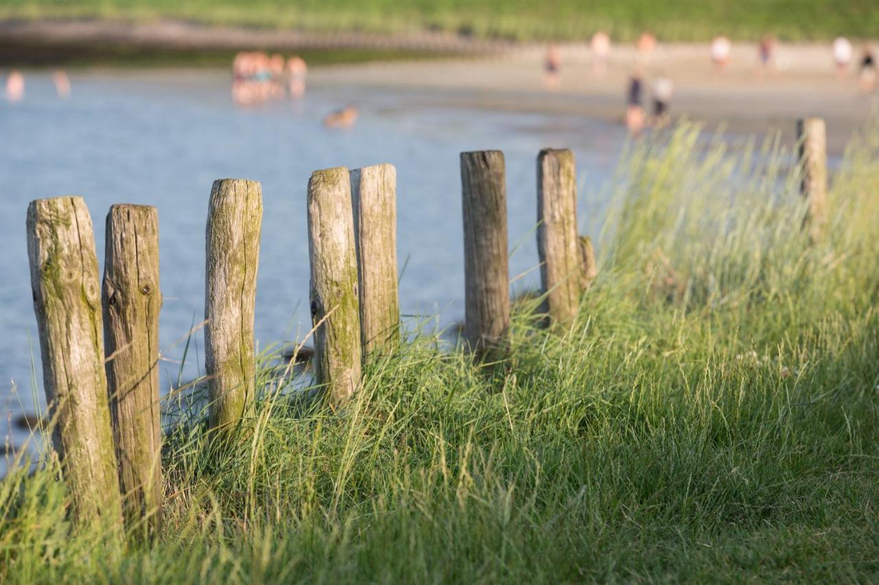 6 Persoons Vakantiehuis Met Sauna, Dichtbij Zee Sint-Annaland Exterior foto
